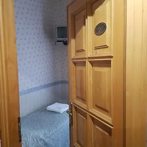 2* Hotel Orbis